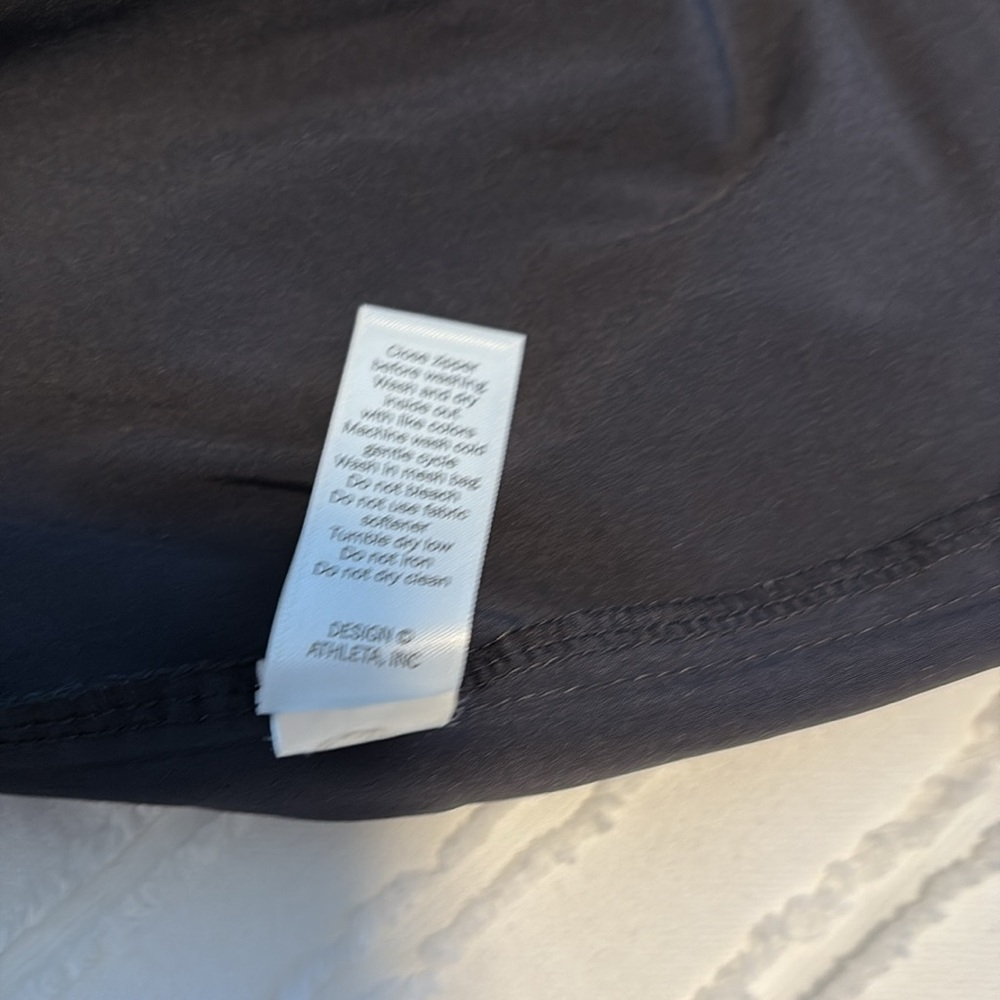 EUC Athleta Skort - Size 4 - Picture 11 of 11